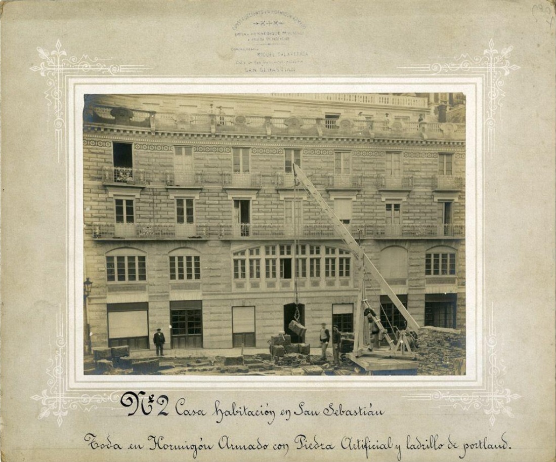 Casa habitación en San Sebastián. Toda en hormigón armado con piedra artificial y ladrillo de portland. Hennebique-Salaverría, 1906. / CNAM/SIAF/Cité de l'architecture et du patrimoine/Archives d'architecture contemporaine.